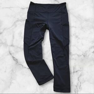 Lululemon Size Black 6 Mesh Leg Detail Leggings 20"